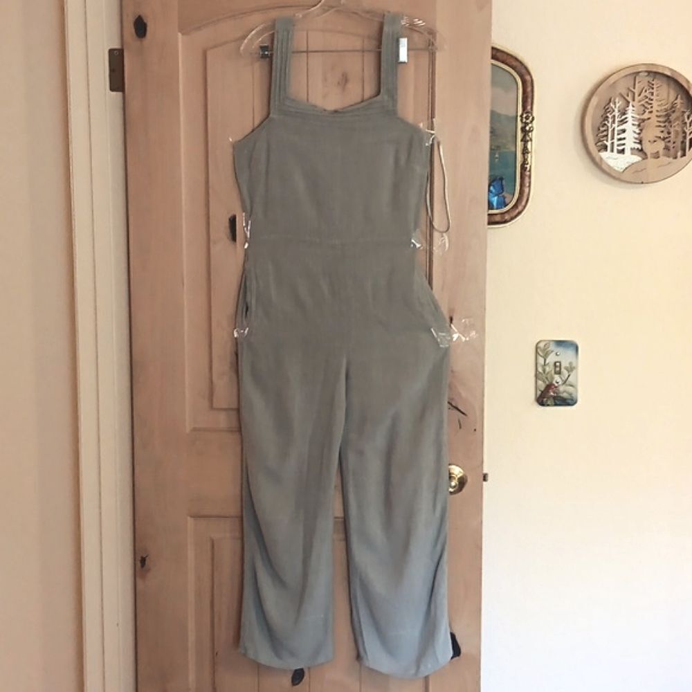 Women's Sage Green Wide-Leg Jumpsuit